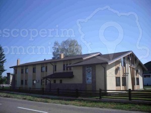 COMPLEX-TURISTC-FOREST-ECVESTRU-5-300x225 COMPLEX TURISTC FOREST ECVESTRU (5)