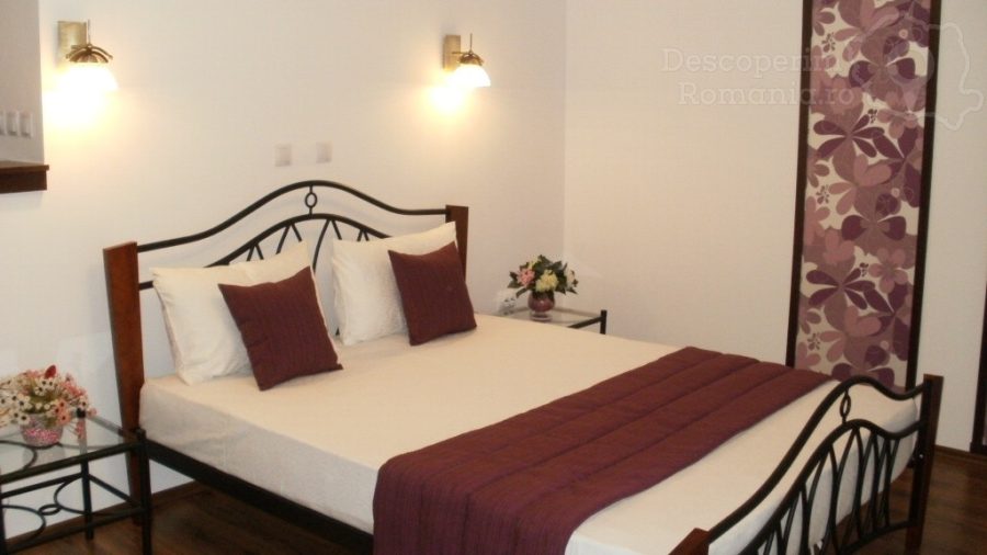 Casa-de-vacanta-Rustic-1-2-900x506 ???????????????????????????????