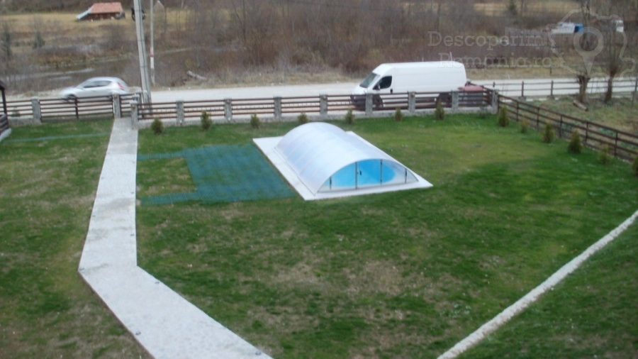 Casa-de-vacanta-Rustic-4-900x506 ???????????????????????????????