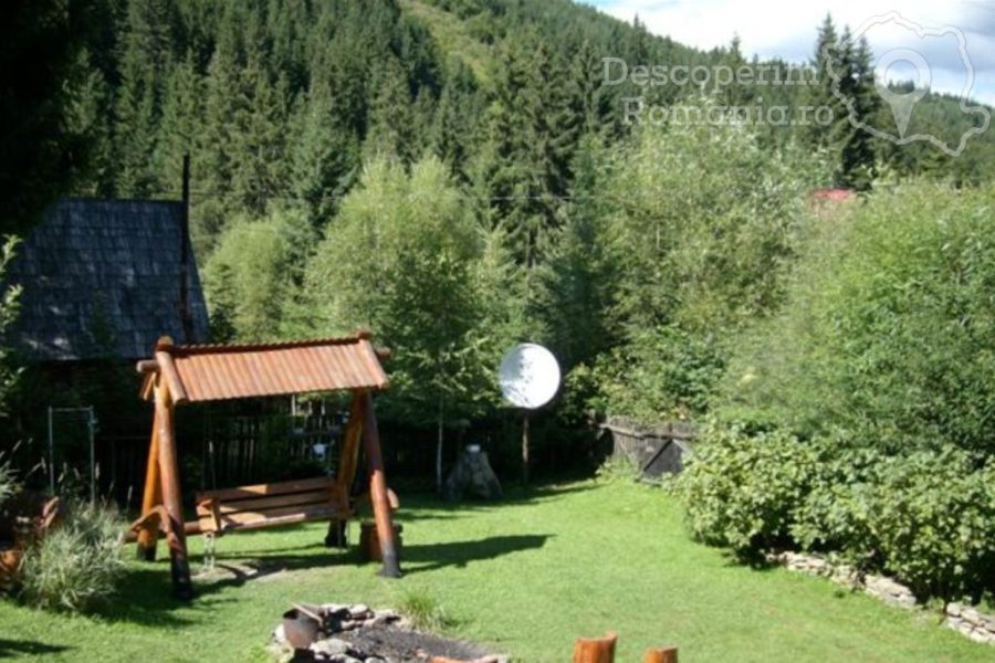 Cazare-la-Cabana-Uni-Kom-din-Gheorgheni-Tinutul-Secuiesc-4-900x600 Cazare la Cabana Uni-Kom din  Gheorgheni - Tinutul Secuiesc (4)
