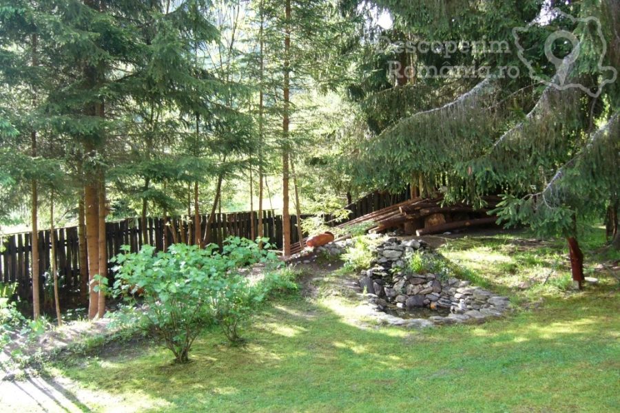 Cazare-la-Cabana-Uni-Kom-din-Gheorgheni-Tinutul-Secuiesc-5-900x600 Cazare la Cabana Uni-Kom din  Gheorgheni - Tinutul Secuiesc (5)