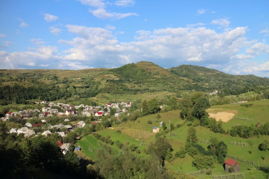 Maramureș_Săcel-Valea-Izei-900x600 Maramureș_Săcel-Valea-Izei