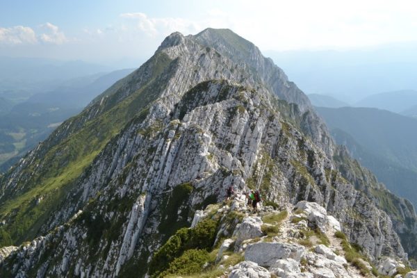 Munții-Piatra-Craiului_Creasta