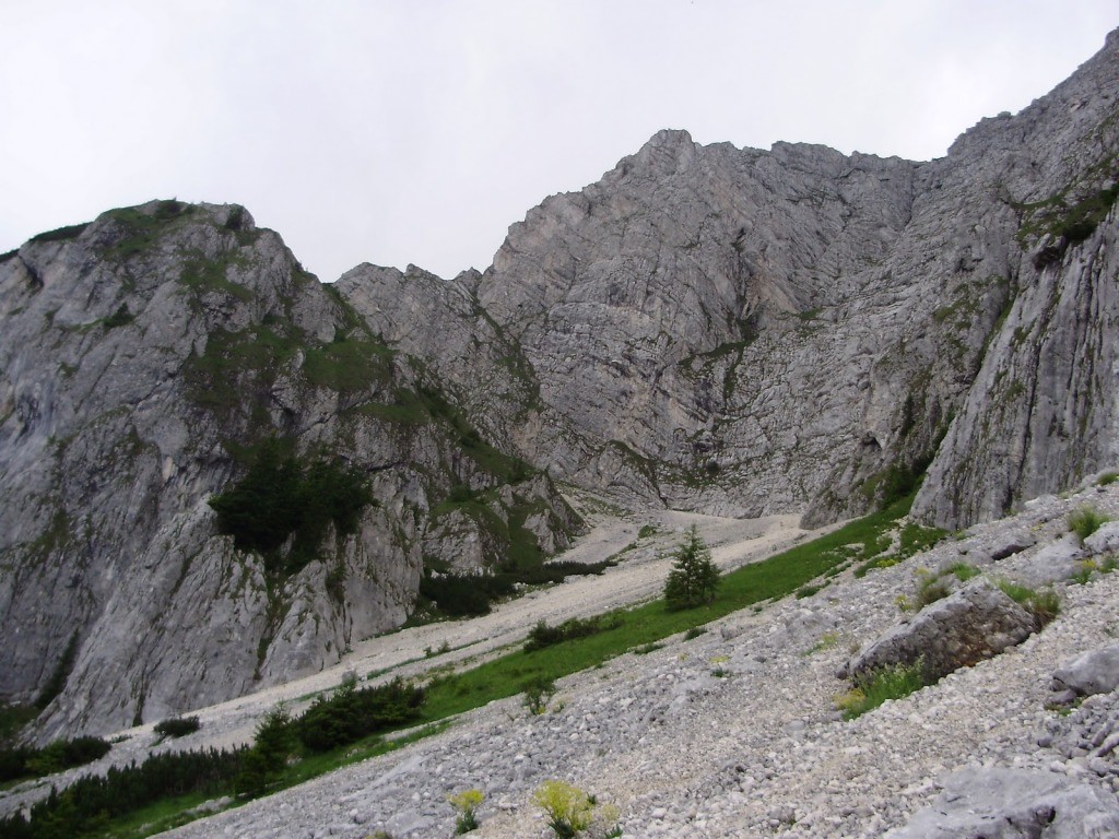 Munții-Piatra-Craiului_Marele_Grohotis