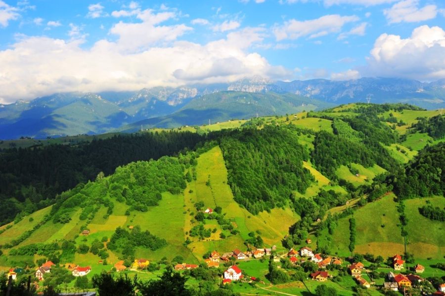 Rucăr-Bran_panorama-900x600 Rucăr-Bran