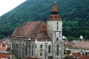 Transilvania_Biserica-Neagră-300x200 Transilvania Biserica-Neagră