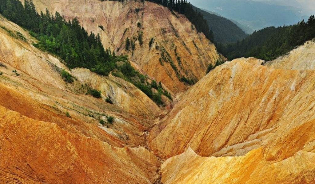 Groapa Ruginoasă- Valea Arieşului