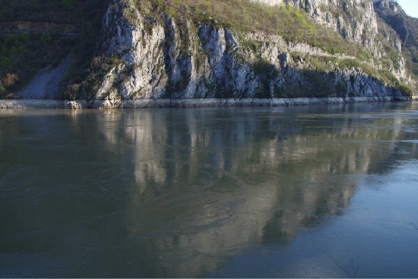 Cazare la Vila Simbol din Eşelniţa - Cazanele Dunării