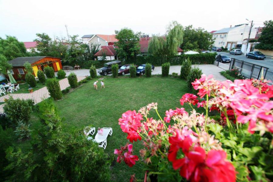 Cazare-la-Pensiunea-Fulga-din-Costinesti-Litoral-6-900x600 Cazare la Pensiunea Fulga din Costinesti - Litoral (6)
