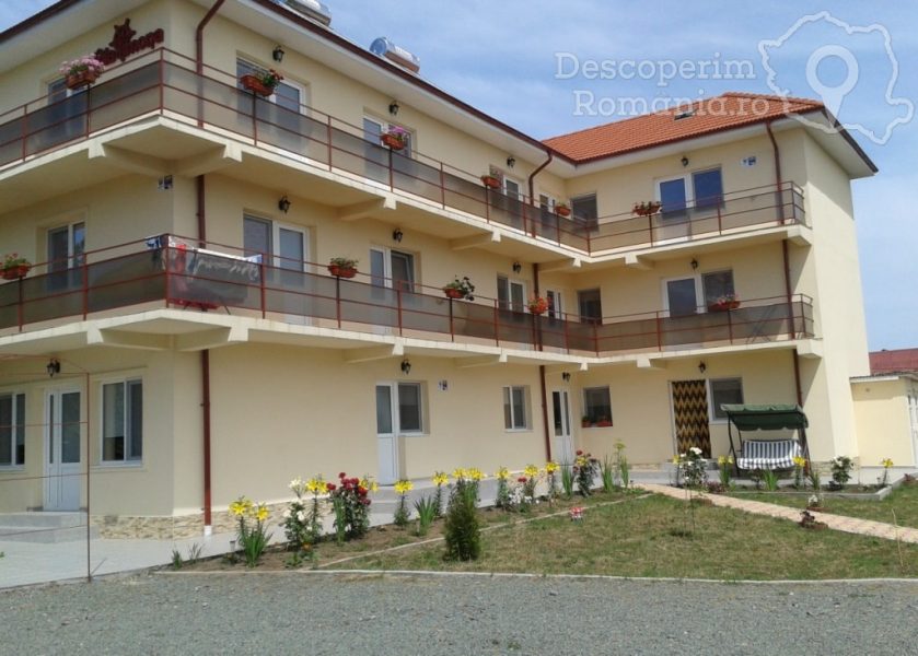 Cazare-la-Vila-Timona-din-Costinesti-Constanta-Litoralul-Marii-Negre-3-839x600 Cazare la Vila Timona din Costinesti - Constanta - Litoralul Marii Negre (3)