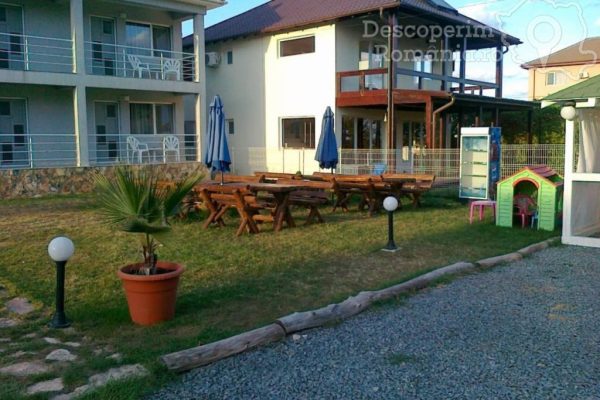 Vilele-Bianca-din-2-Mai-Constanta-Litoralul-Marii-Negre-1-600x400 Accommodations list layouts