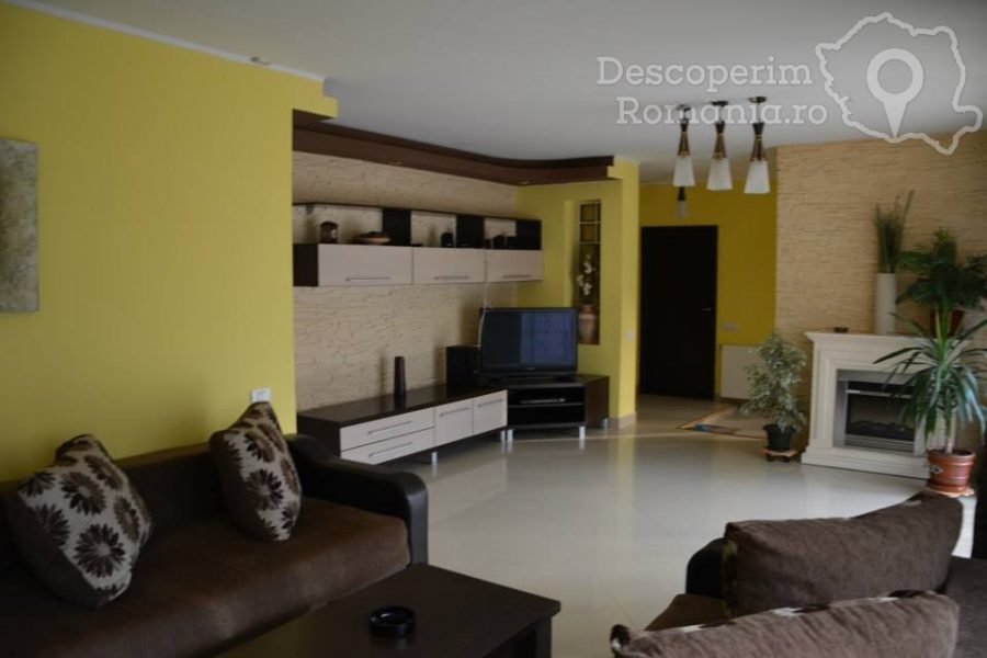 Casa-Ligiana-din-Poiana-Tapului-Prahova-Valea-Prahovei-11-900x600 Casa Ligiana din Poiana Tapului - Prahova - Valea Prahovei (11)