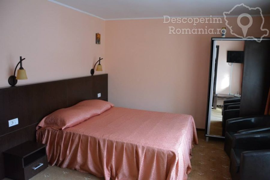 Casa-Ligiana-din-Poiana-Tapului-Prahova-Valea-Prahovei-4-900x600 Casa Ligiana din Poiana Tapului - Prahova - Valea Prahovei (4)