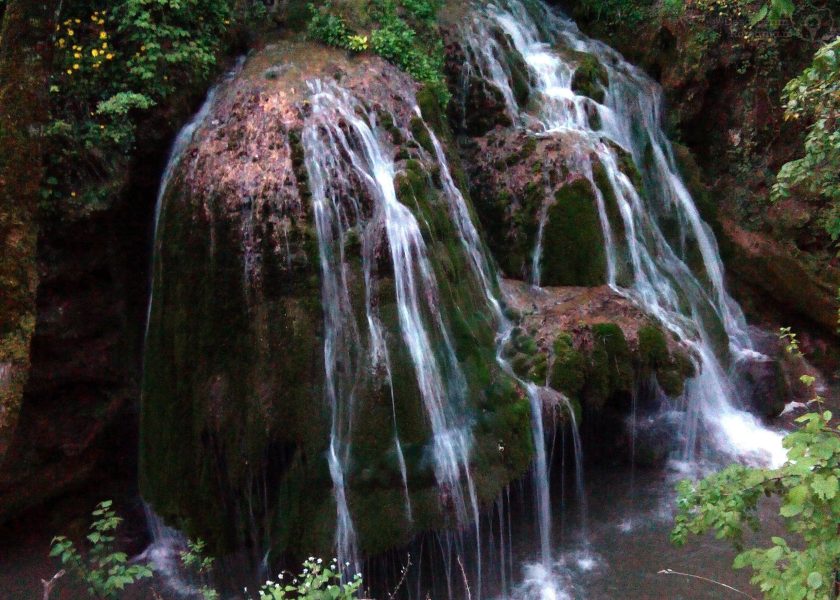 Cascada-Bigăr-Minunea-din-Muntii-Banatului-840x600 Cascada Bigăr - Minunea din Muntii Banatului