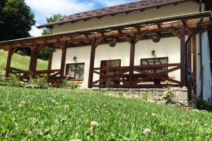Cazare-Cabana-Valea-Floreiului-din-Valea-Doftanei-Valea-Prahovei-7-300x200 Cazare Cabana Valea Floreiului din Valea Doftanei - Valea Prahovei (7)