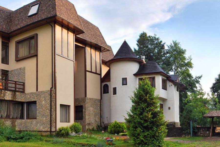 Cazare-al-Pensiunea-Montana-din-Sucevita-Suceava-Bucovina-2-900x600 Cazare al Pensiunea Montana din Sucevita - Suceava - Bucovina (2)