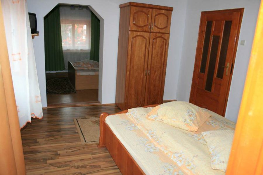 Cazare-la-Cabana-Ral-din-Arieseni-Muntii-Apueni-Transilvania-15-900x600 Cazare la Cabana Ral din Arieseni - Muntii Apueni -Transilvania (15)