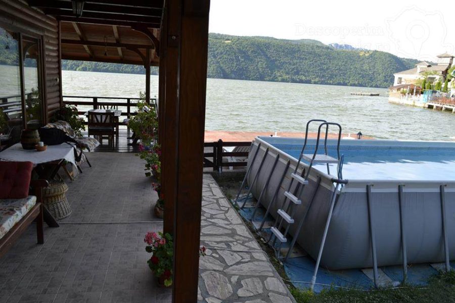 Cazare-la-Casa-cu-Smochini-din-Eselnita-Cazanele-Dunarii-40-900x600 Cazare la Casa cu Smochini din Eselnita - Cazanele Dunarii (40)