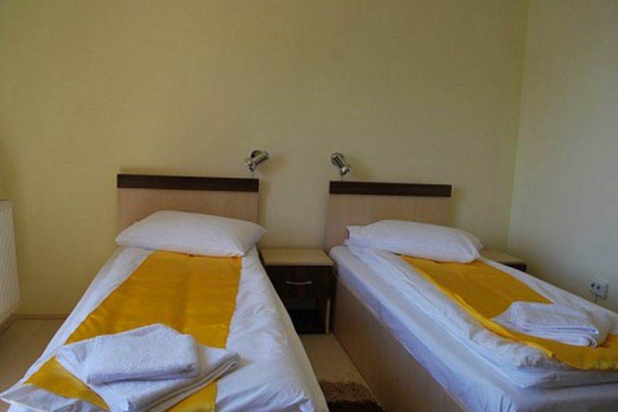 Cazare-la-Hostel-Baba-Caia-din-Coronini-Cazanele-Dunarii-11-900x600 Cazare la Hostel Baba Caia din Coronini - Cazanele Dunarii (11)