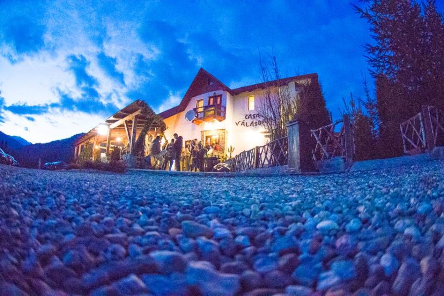Cazare-la-Pensiunea-Casa-Valasoaia-din-Cheia-Valea-Prahovei-2-900x600 Cazare la Pensiunea Casa Valasoaia din Cheia - Valea Prahovei (2)