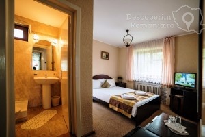 Cazare-la-Pensiunea-Fast-din-Radauti-Bucovina-DescoperimRomania-13-300x200 Cazare la Pensiunea Fast din Radauti - Bucovina - DescoperimRomania (13)