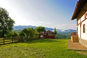 Cazare-la-Pensiunea-Nea-Marin-din-Magura-Brasov-Transilvania-2-min-300x200 Cazare la Pensiunea Nea Marin din Magura - Brasov - Transilvania (2)-min