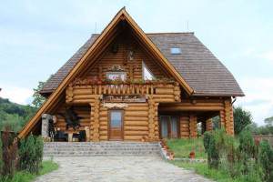 Cazare-la-Pensiunea-Vadul-Lupilor-din-Moisei-MAramures-9-300x200 Cazare la Pensiunea Vadul Lupilor din Moisei - MAramures (9)