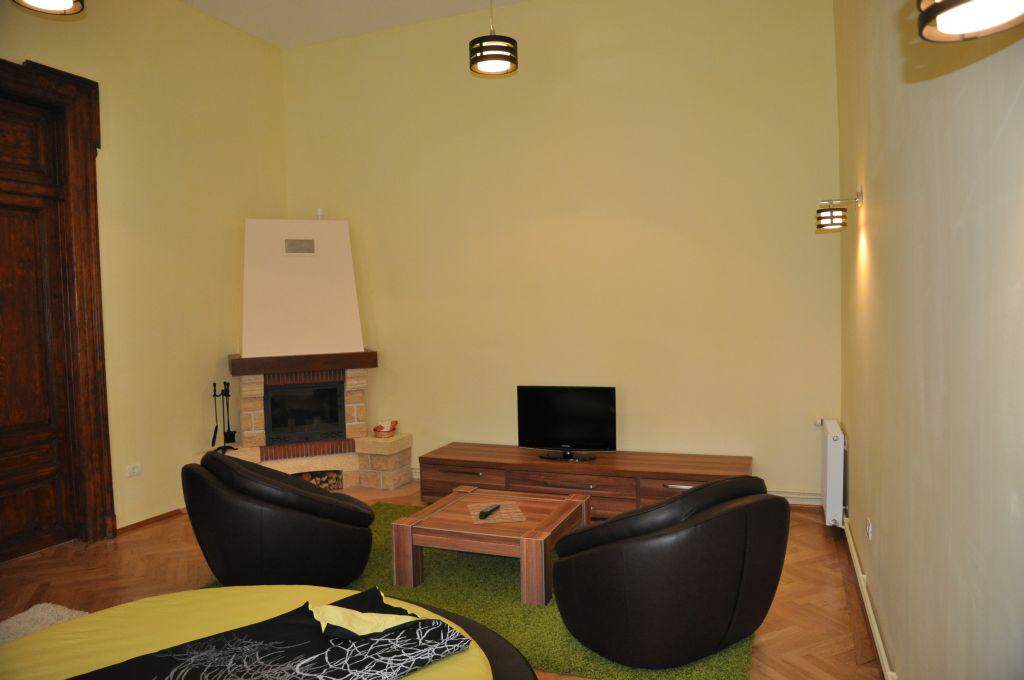 Select City Center Apartments din Brașov