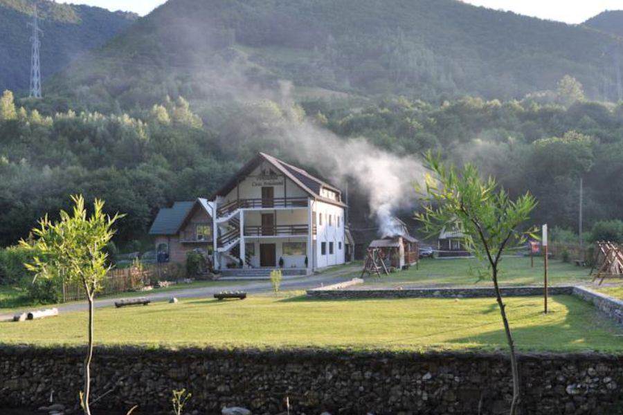 Casa Ardeleana din Lotrioara