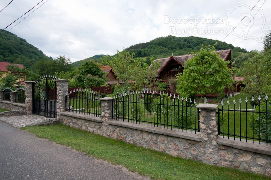 Casa Bunicii din Costești Hunedoara