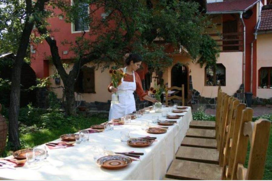 Cazare-la-Pensiunea-Casa-Olarului-din-Baia-Sprie-Maramures-19-900x600 Cazare la Pensiunea Casa Olarului din Baia Sprie - Maramures (19)