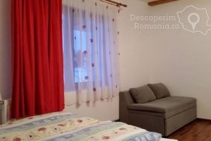 Cazare-la-Pensiunea-Floarea-Soarelui-din-Belis-Cluj-Transilvania-13-300x200 Cazare la Pensiunea Floarea Soarelui din Belis - Cluj - Transilvania (13)