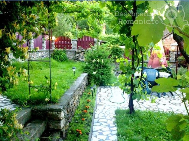 Cazare-la-Pensiunea-Grebenea-din-Rasinari-Sibiu-Transilvania-8-800x600 Cazare la Pensiunea Grebenea din Rasinari - Sibiu - Transilvania (8)