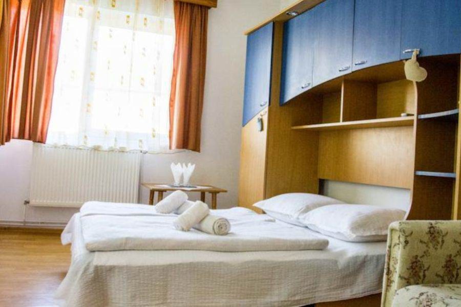 Pensiunea Mariana – Apartament cu 2 camere