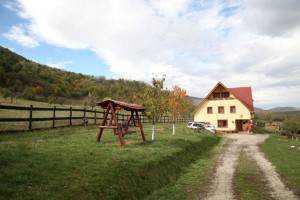 Cazare-la-Pensiunea-Printul-Vlad-din-Fantanele-Fantanele-Sibiu-18-300x200 Cazare la Pensiunea Printul Vlad din Fantanele - Fantanele - Sibiu (18)