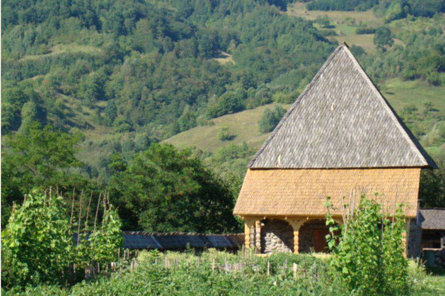 Pensiunea Sub Cetate la Matei din Oncești