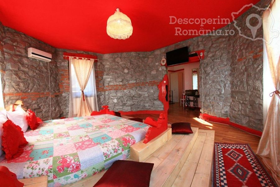 Cazare-la-Castelul-Lupilor-din-Chimindia-Hunedoara-Transilvania-29-900x600 Cazare la Castelul Lupilor din Chimindia - Hunedoara - Transilvania (29)
