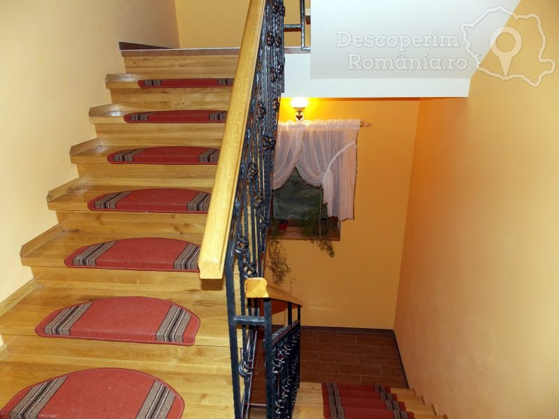 Cazare-la-Pensiunea-Flora-din-Baile-Tusnad-Tinutul-Secuiesc-16-800x600 Cazare la Pensiunea Flora din Baile Tusnad - Tinutul Secuiesc (16)