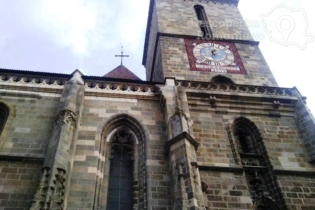 Biserica Neagră cel mai mare lacas de cult din Romania