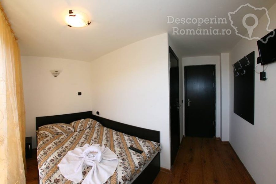 Casa-de-vacanta-Teodora-din-Ranca-Gorj-Retezat-Parang-13-900x600 Casa de vacanta Teodora din Ranca - Gorj - Retezat-Parang (13)