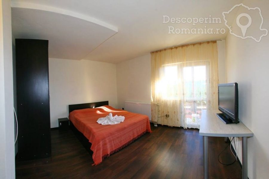 Casa-de-vacanta-Teodora-din-Ranca-Gorj-Retezat-Parang-14-900x600 Casa de vacanta Teodora din Ranca - Gorj - Retezat-Parang (14)
