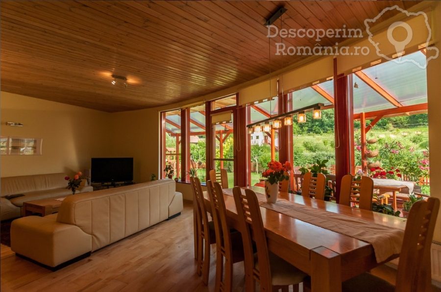 Cazare-la-Casa-Agape-din-Corunca-Mures-Tinutul-Secuiesc-12-900x597 Cazare la Casa Agape din Corunca - Mures -  Tinutul Secuiesc (12)