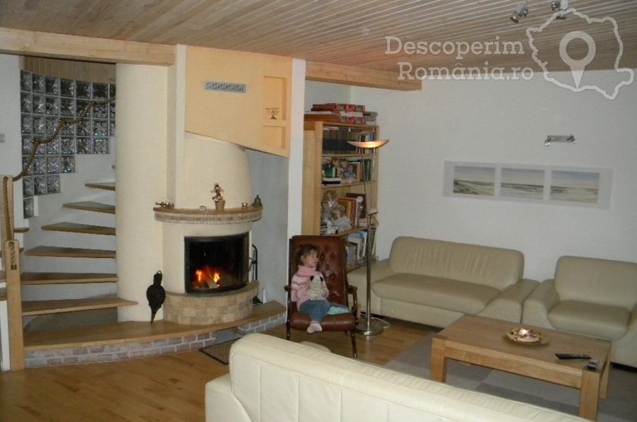 Cazare-la-Casa-Agape-din-Corunca-Mures-Tinutul-Secuiesc-25-900x597 Cazare la Casa Agape din Corunca - Mures -  Tinutul Secuiesc (25)