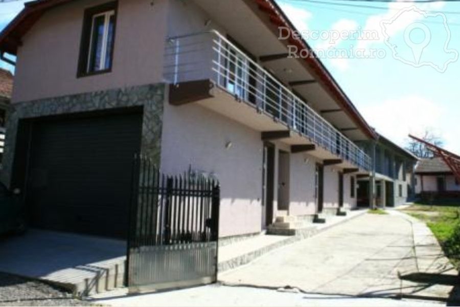 Cazare-la-Casa-Alex-din-Novaci-Gorj-Transalpina-1-900x600 Cazare la Casa Alex din Novaci - Gorj - Transalpina (1)