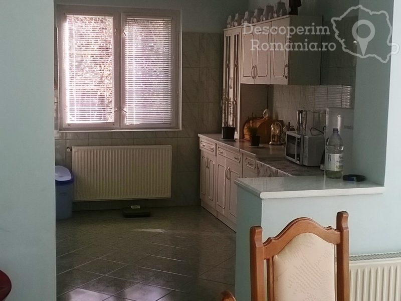 Cazare-la-Casa-Cristina-din-Sovata-Mures-Tinutul-Secuiesc-7-800x600 Cazare la Casa Cristina din Sovata - Mures - Tinutul Secuiesc (7)