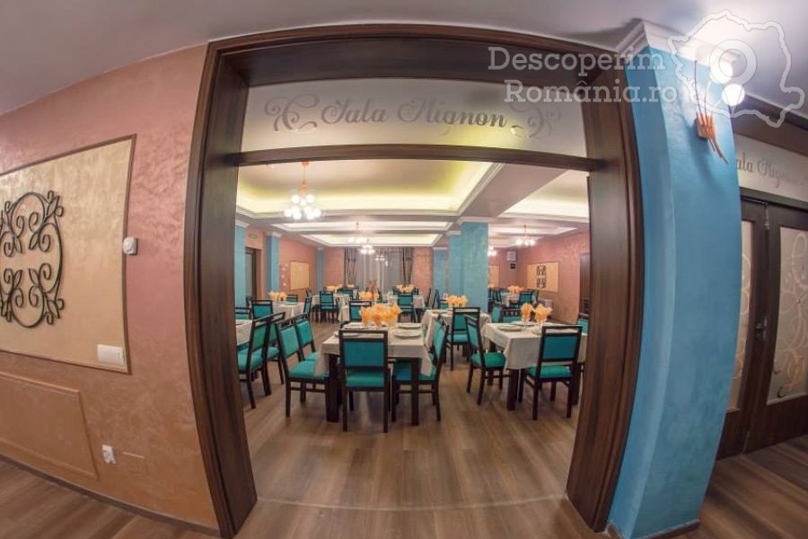 Cazare la Hotel Coral din Iasi - Moldova