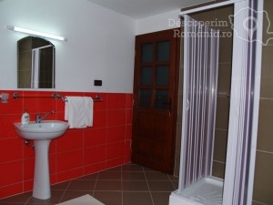 Cazare-la-Pensiunea-ActivRelax-din-Izvoare-Harghita-Tinutul-Secuiec-19-min-300x225 Cazare la Pensiunea ActivRelax din Izvoare - Harghita - Tinutul Secuiec (19)-min