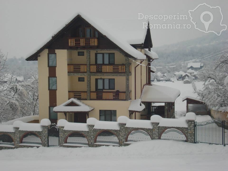 Cazare la Pensiunea Casa din Salcami din Polovragi - Gorj - Oltenia