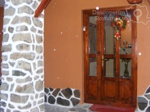 Cazare-la-Pensiunea-Eden-din-Comandau-Covasna-Tinutul-Secuiesc-5-300x225 Cazare la Pensiunea Eden din Comandau - Covasna - Tinutul Secuiesc (5)