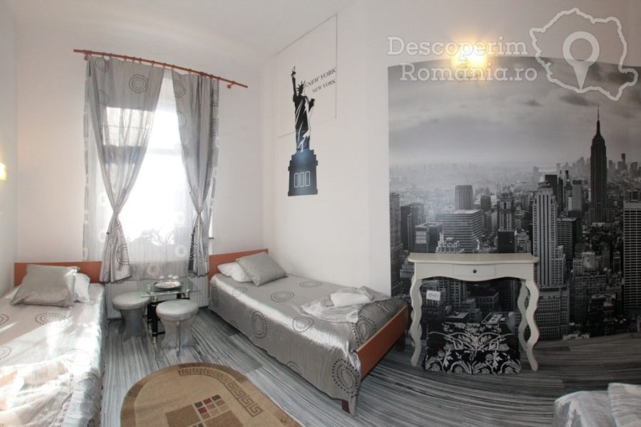 Cazare-la-Pensiunea-Gia-din-Sighisoara-Mures-Tinutul-Secuiesc-1-900x600 Cazare la Pensiunea Gia din Sighisoara - Mures - Tinutul Secuiesc (1)